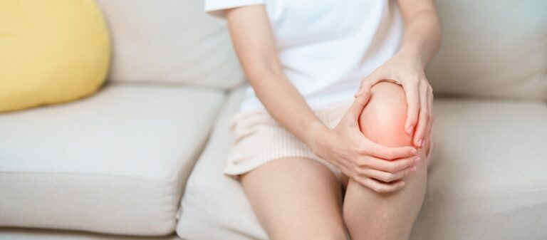 กระดูกเสื่อมเกิดจากอะไร ? ศึกษาสาเหตุเพื่อรักษาให้ตรงจุด