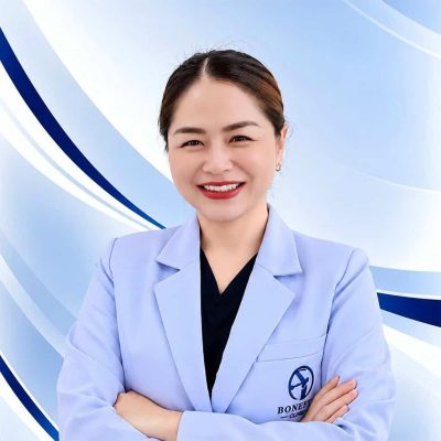 นางสาวภักขภค เหล่าเจริญสกุล